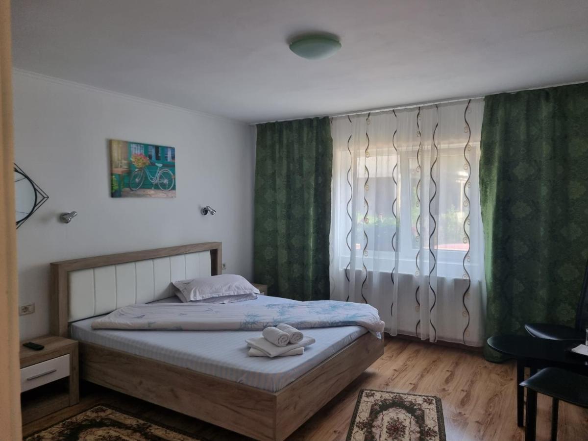 Casa Lidia Hotel Rîu de Mori Eksteriør billede